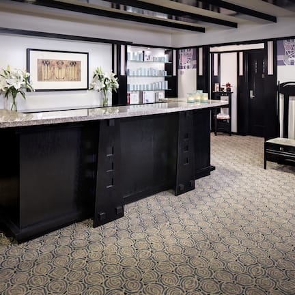 Couples treatment rooms, sauna, hot tub, steam room, body treatments