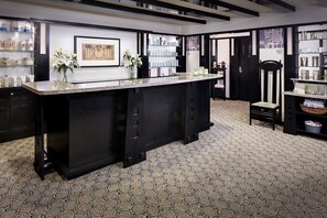 Couples treatment rooms, sauna, hot tub, steam room, body treatments