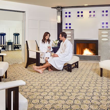 Couples treatment rooms, sauna, hot tub, steam room, body treatments