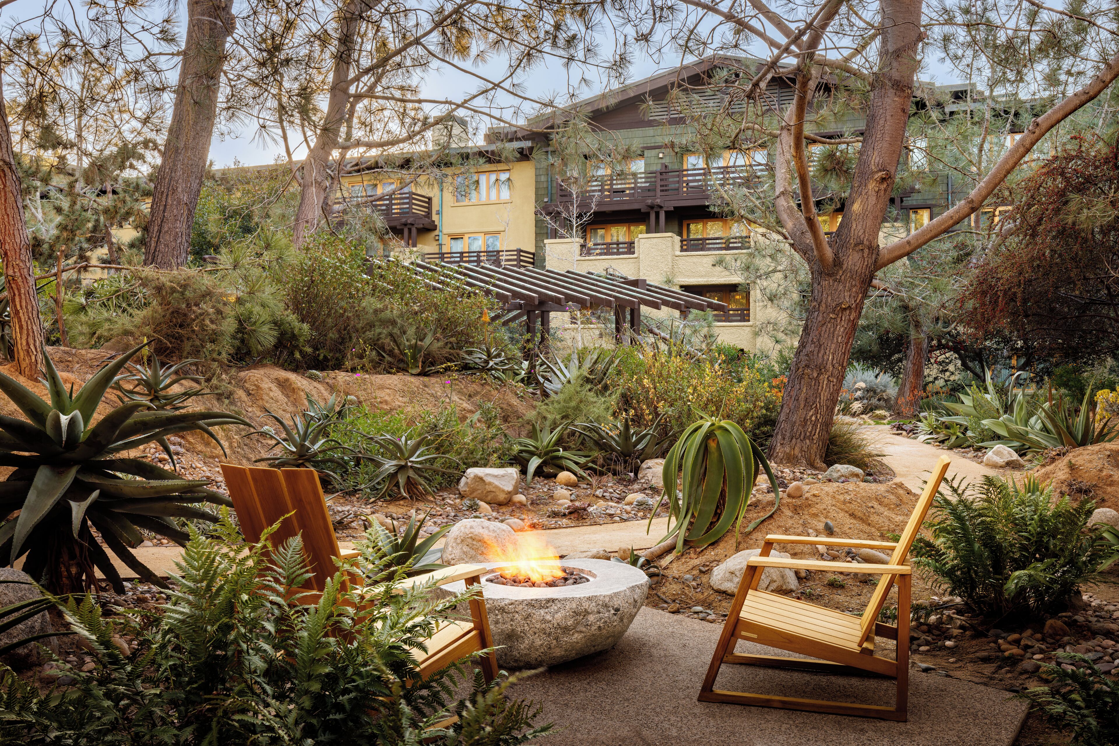 Bettwäsche aus ägyptischer Baumwolle, Minibar, Zimmersafe, Schreibtisch