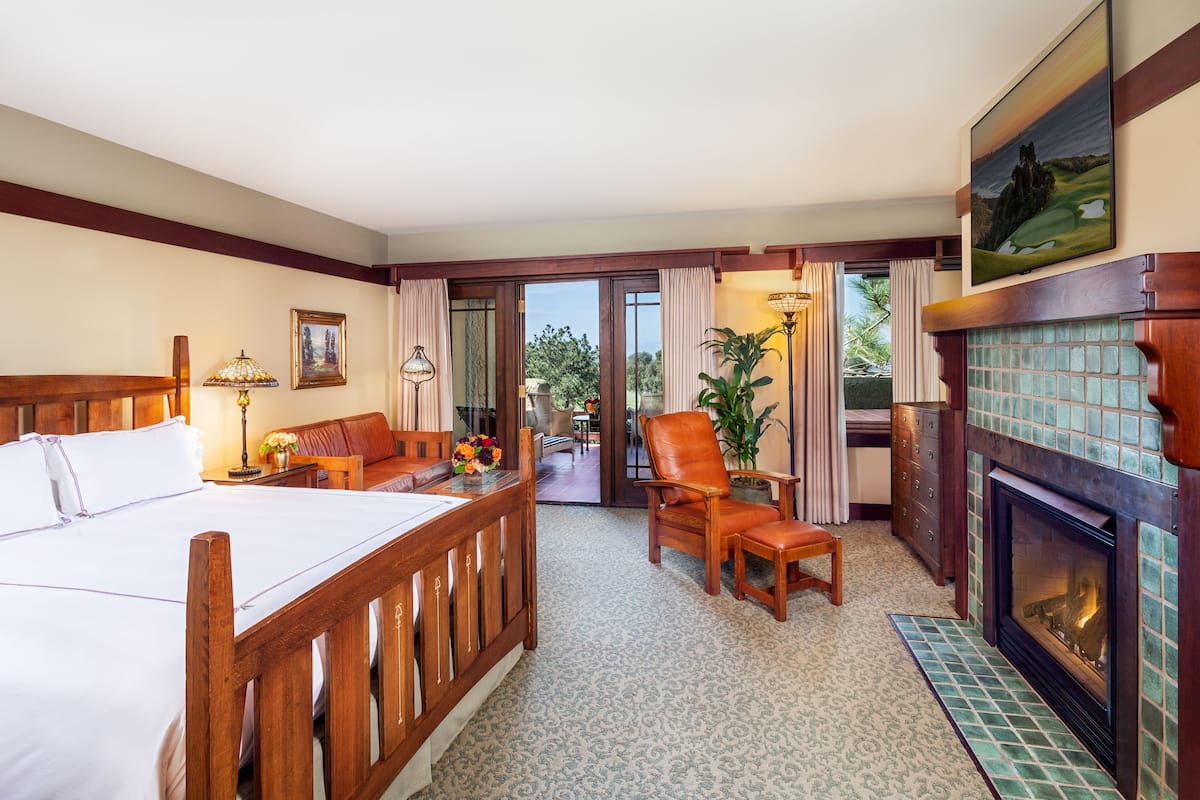 Egyptian cotton sheets, minibar, in-room safe, desk