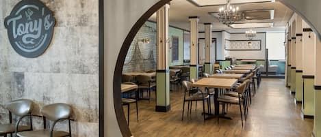 Breakfast, lunch and dinner served