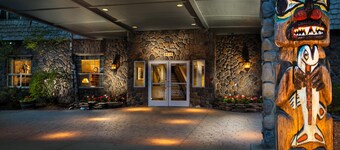Coast Inn at Lake Hood