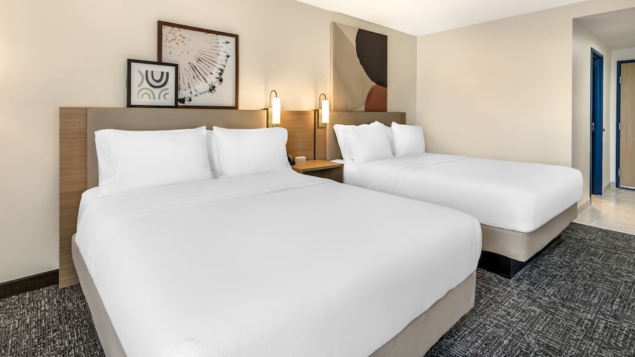 Spark by Hilton Seattle Airport