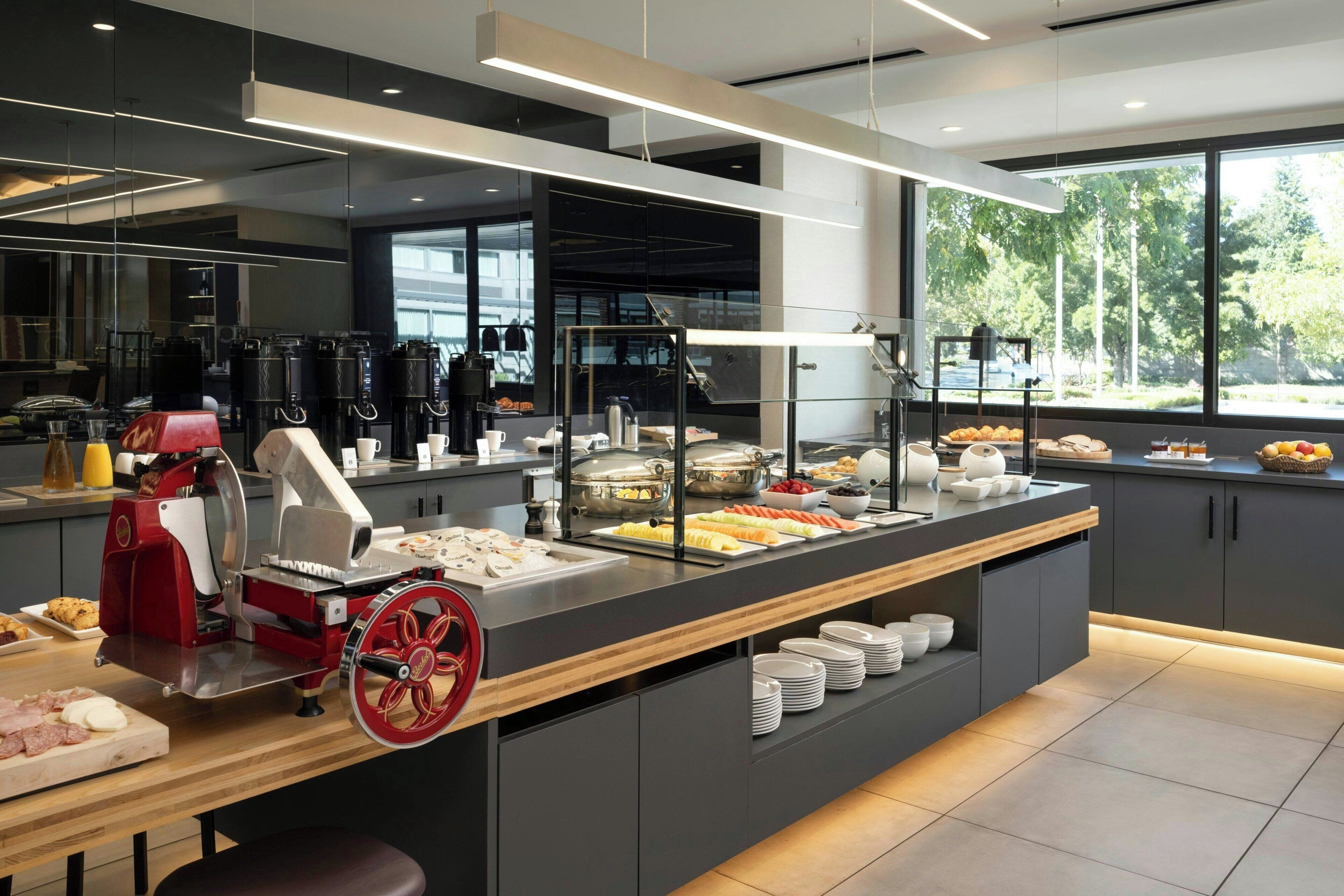 daily buffet breakfast (usd 18.95 per person)