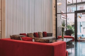 Lobby - Ramada by Wyndham Buenos Aires Centro (Buenos Aires)