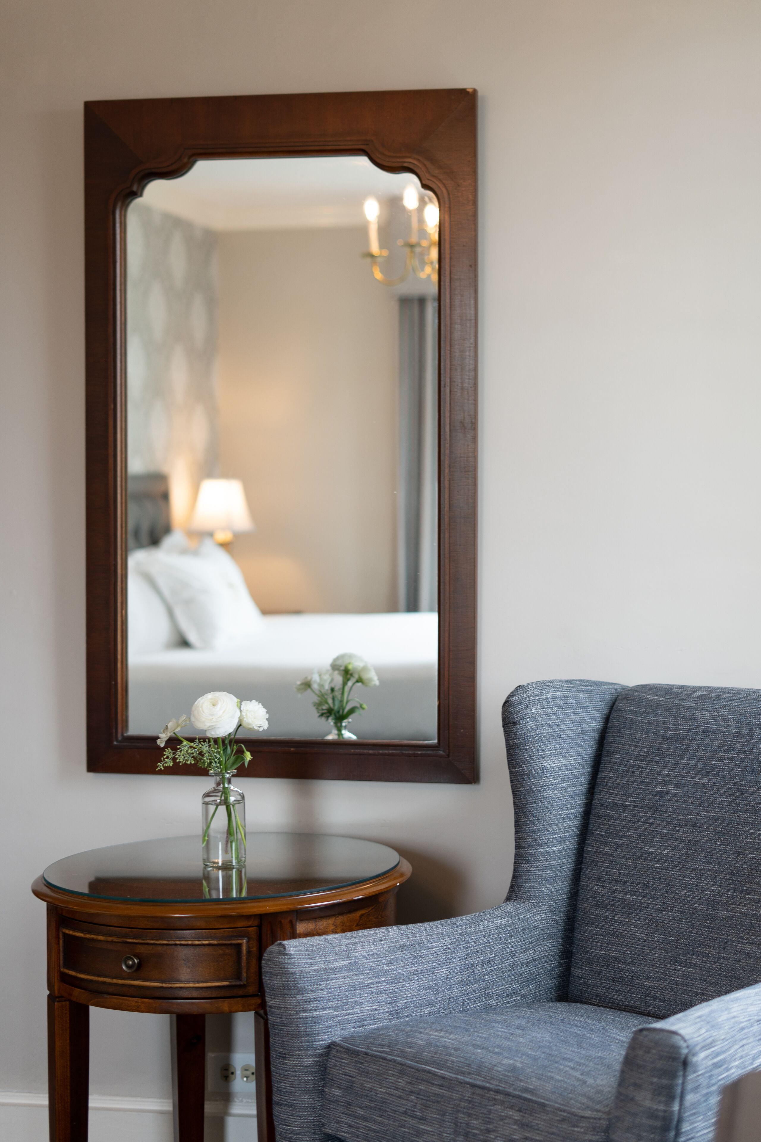 room, 1 queen bed (bertram) | 1 bedroom, desk, blackout curtains, iron/ironing board