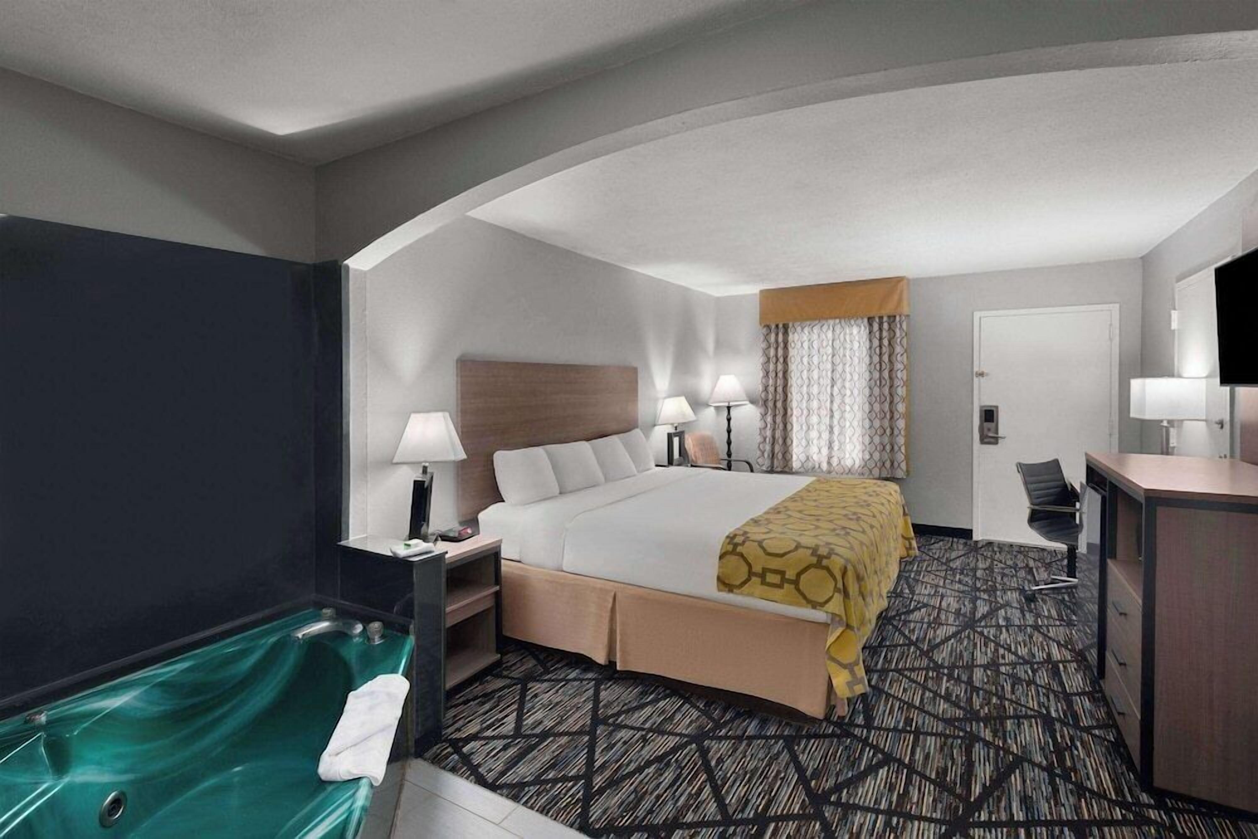 Desk, blackout drapes, iron/ironing board, free WiFi