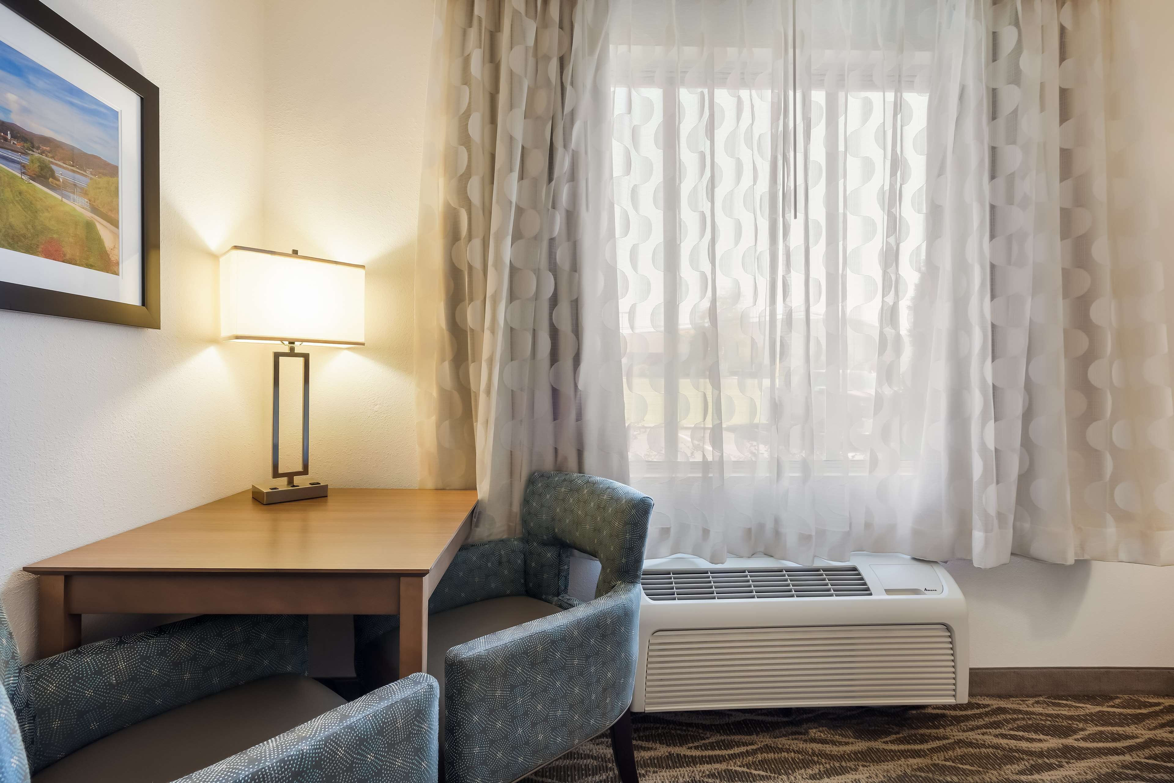 laptop workspace, iron/ironing board, free cots/infant beds