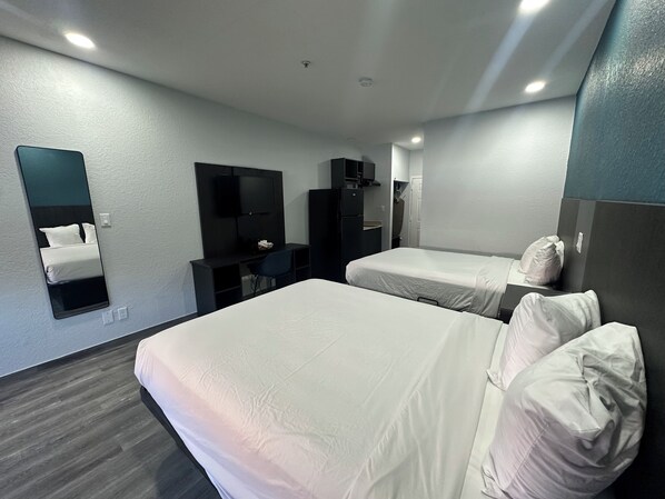 Caja de seguridad en la habitación y escritorio