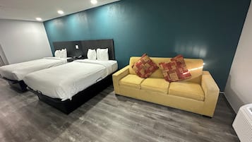 Caja de seguridad en la habitación y escritorio