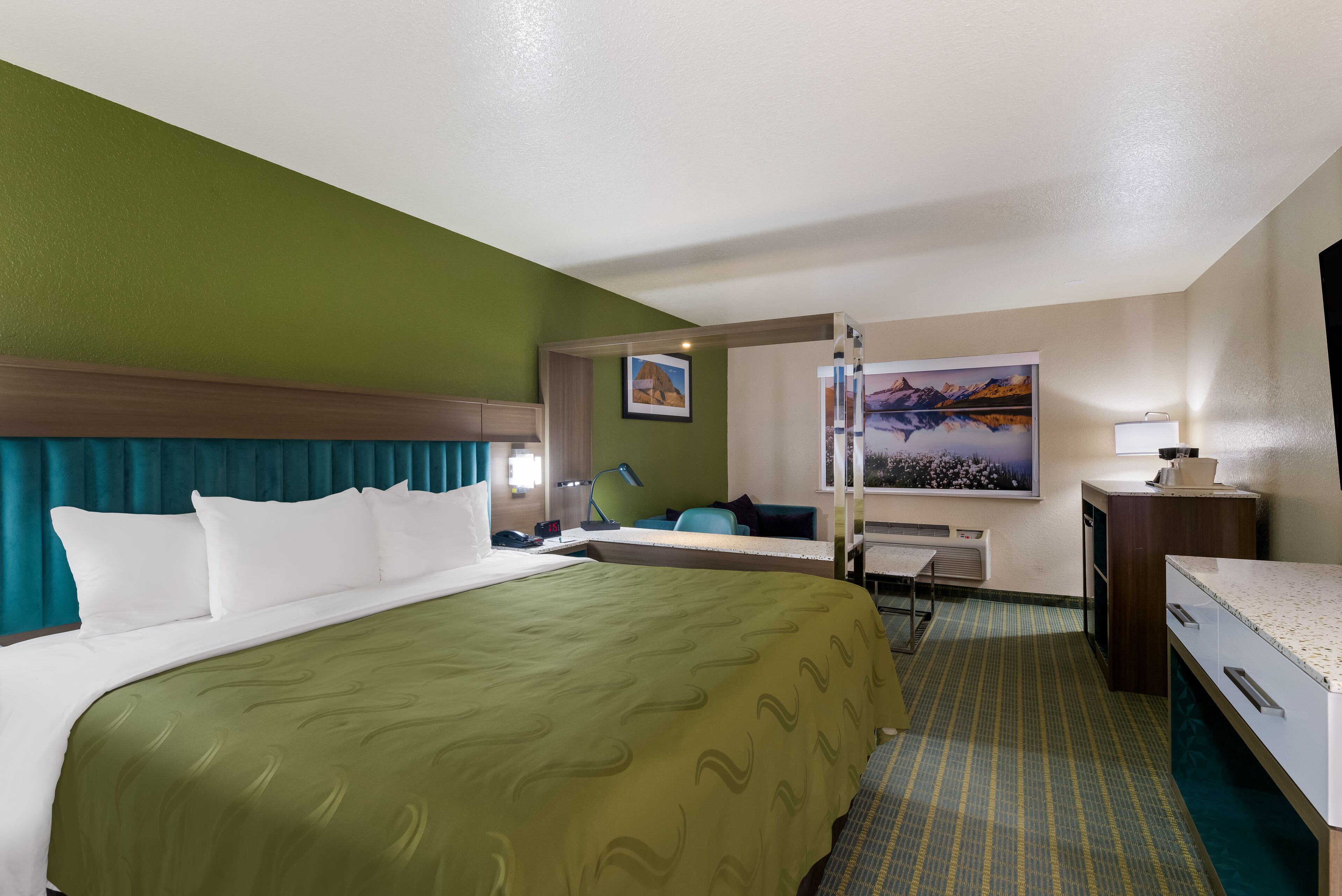 standard room, 1 king bed, non smoking | pillow-top beds, desk, laptop workspace, blackout curtains