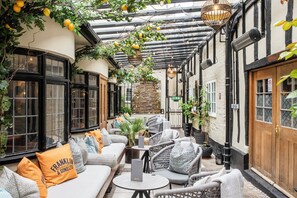 Courtyard - The George of Colchester (Colchester)
