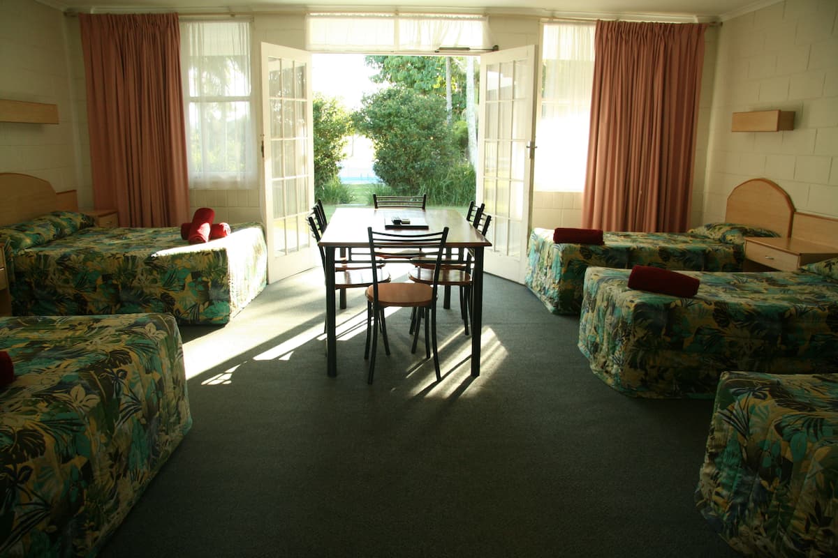 Mega Family Room | Living room