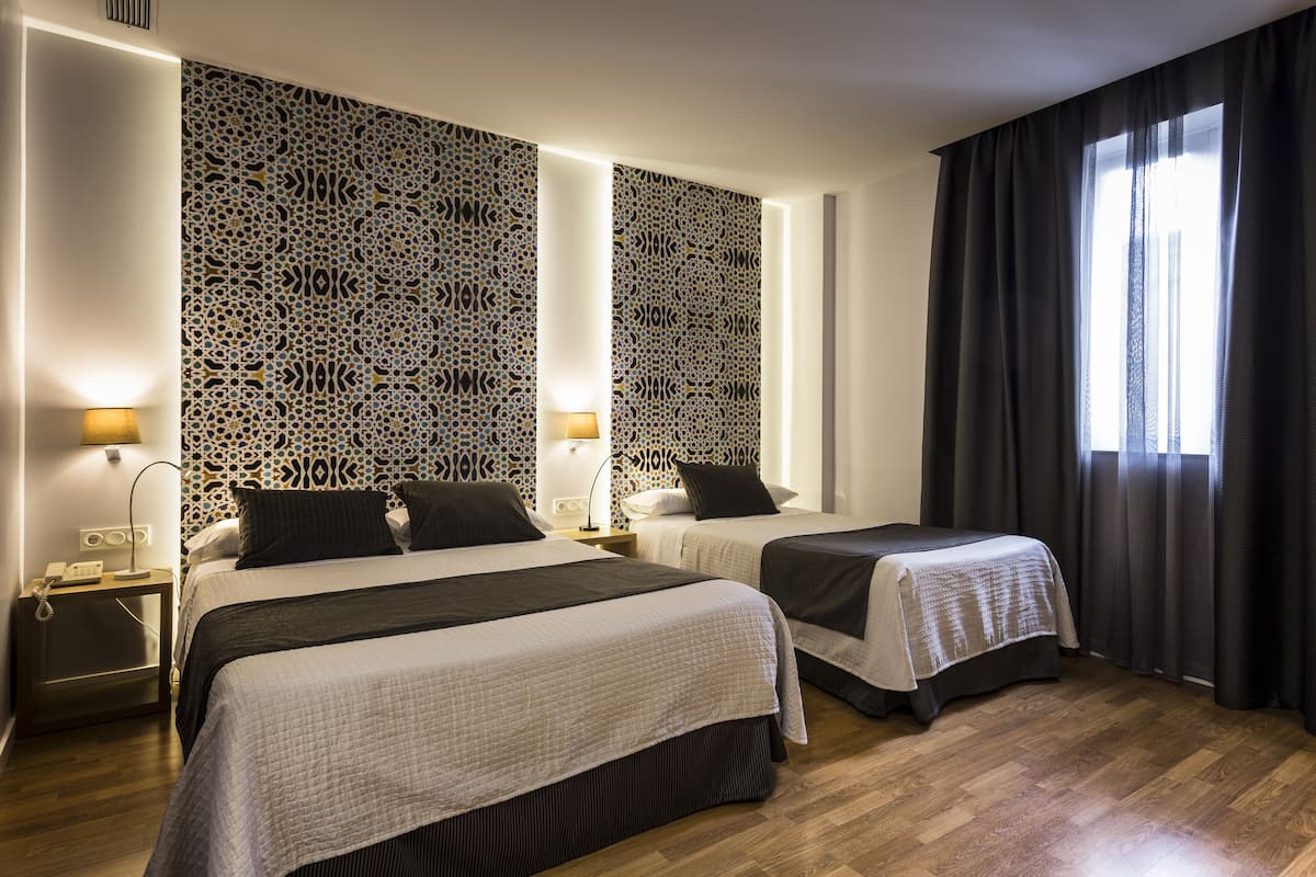 Colchones con efecto memoria y minibar