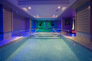 Piscine couverte