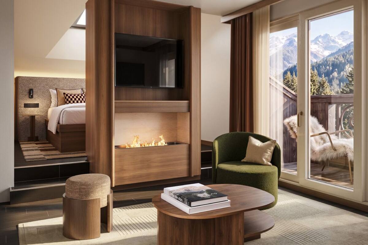 Suite junior, vista a la montaña | Ropa de cama de alta calidad, edredón y minibar