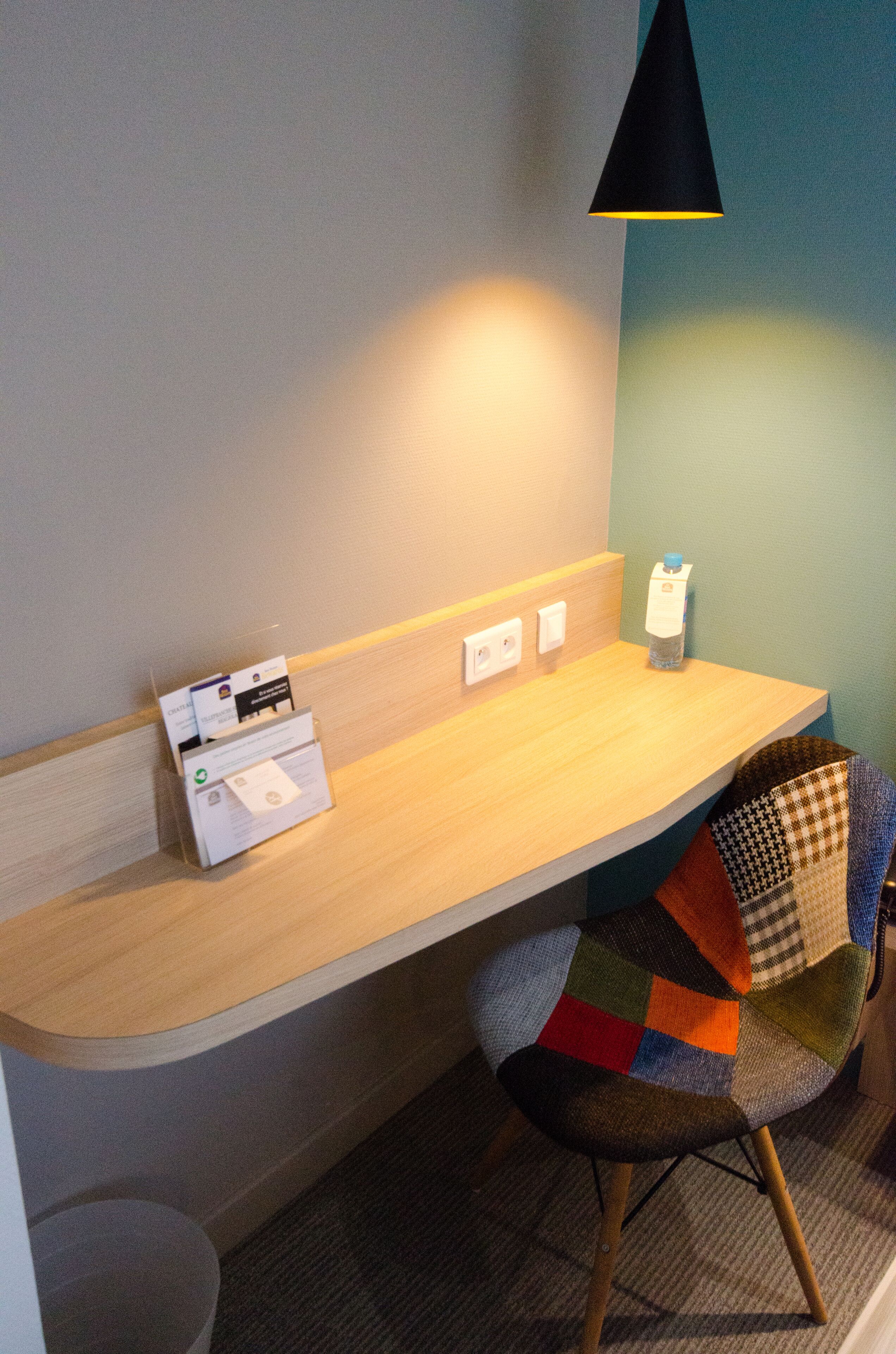 comfort room, 2 single beds, non smoking | city view