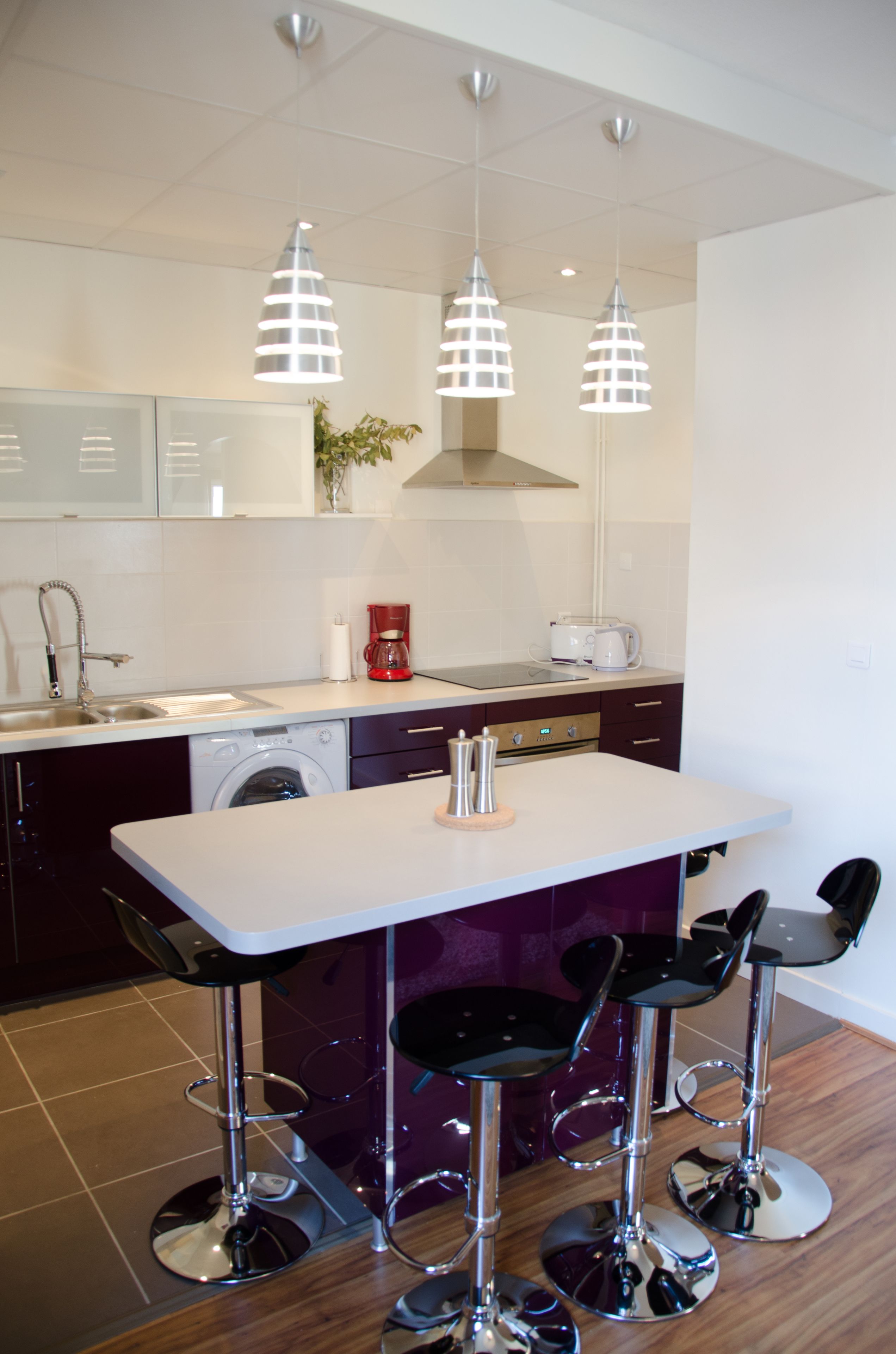 family apartment, multiple beds, kitchen | private kitchenette | coffee/tea maker, electric kettle