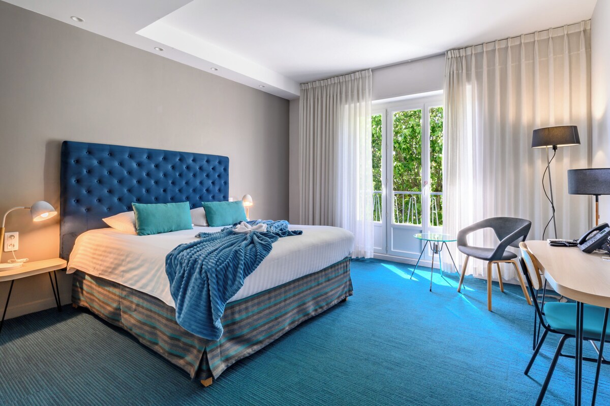 Superior Room, Multiple Beds, Non Smoking (Larger Room) | Pillow-top beds, in-room safe, blackout curtains, soundproofing