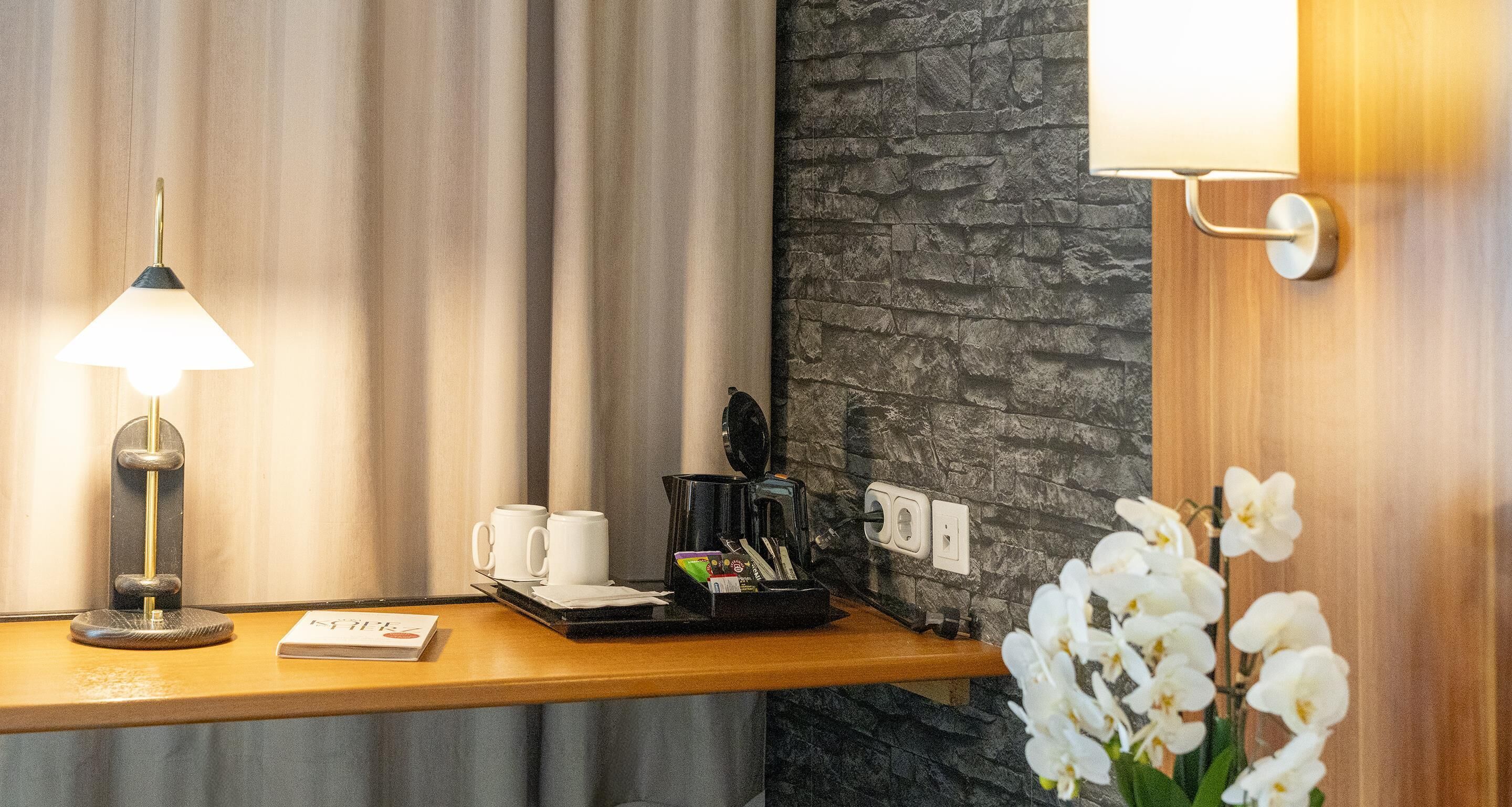 standard room, 1 single bed | minibar, in-room safe, individually decorated, individually furnished