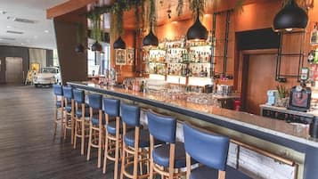 Bar (in der Unterkunft)