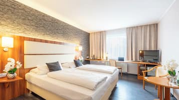 舒適客房, 1 張特大雙人床 (Converts to 2 Twin Beds) | 迷你吧、房內夾萬、獨特設計、獨特裝修