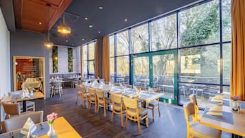 Breakfast and dinner served, Mediterranean cuisine