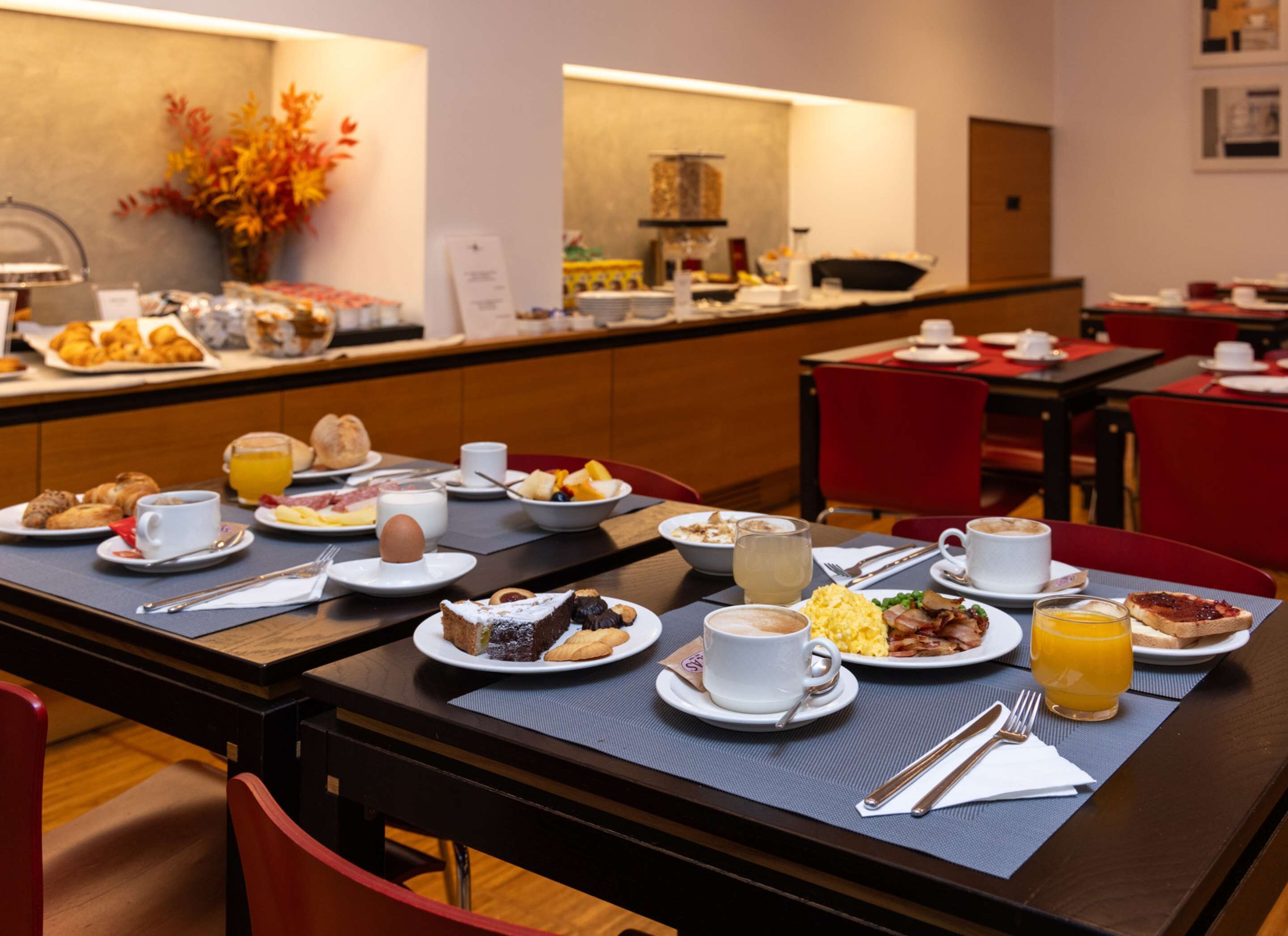 daily buffet breakfast (eur 9 per person)