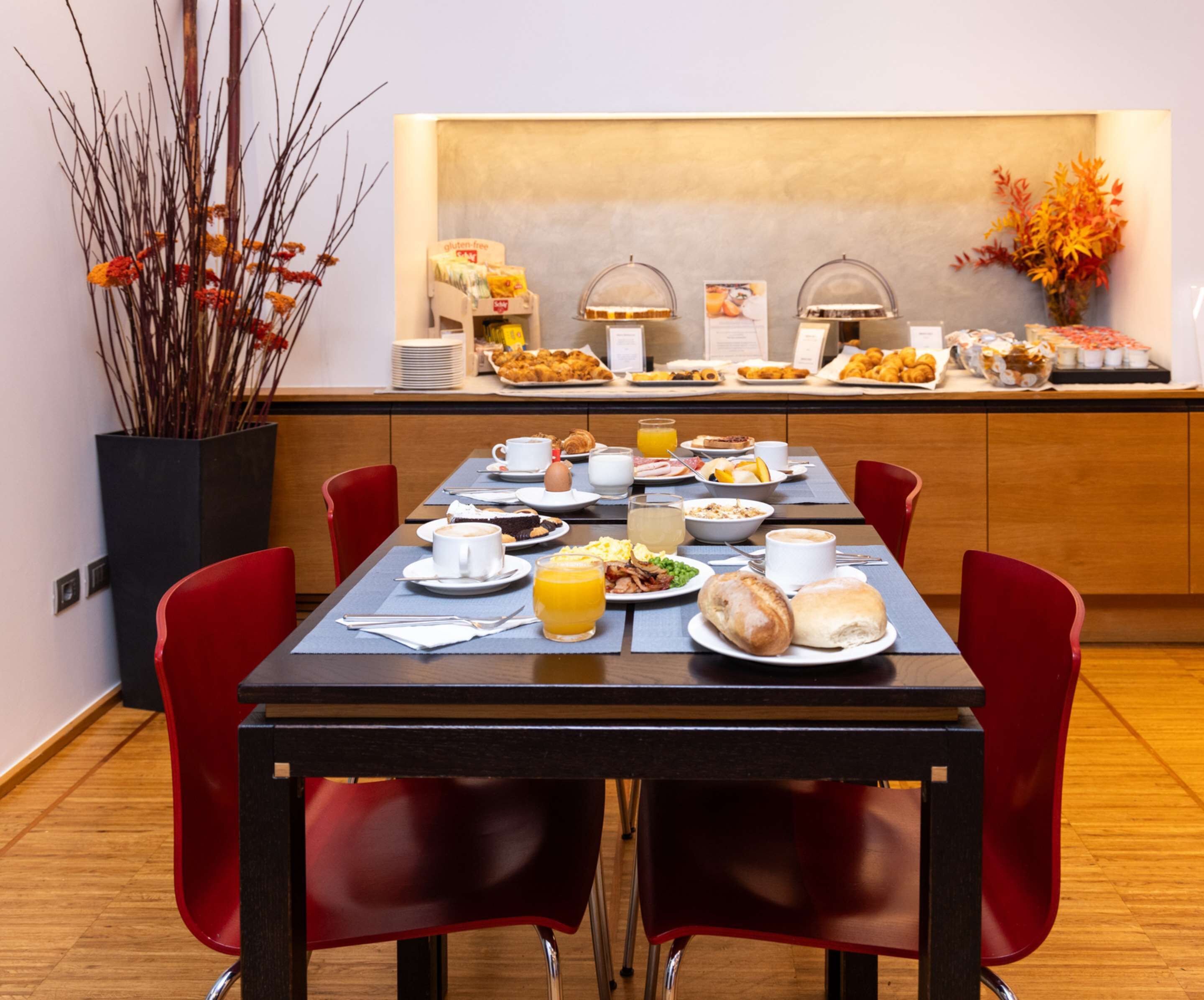 daily buffet breakfast (eur 9 per person)