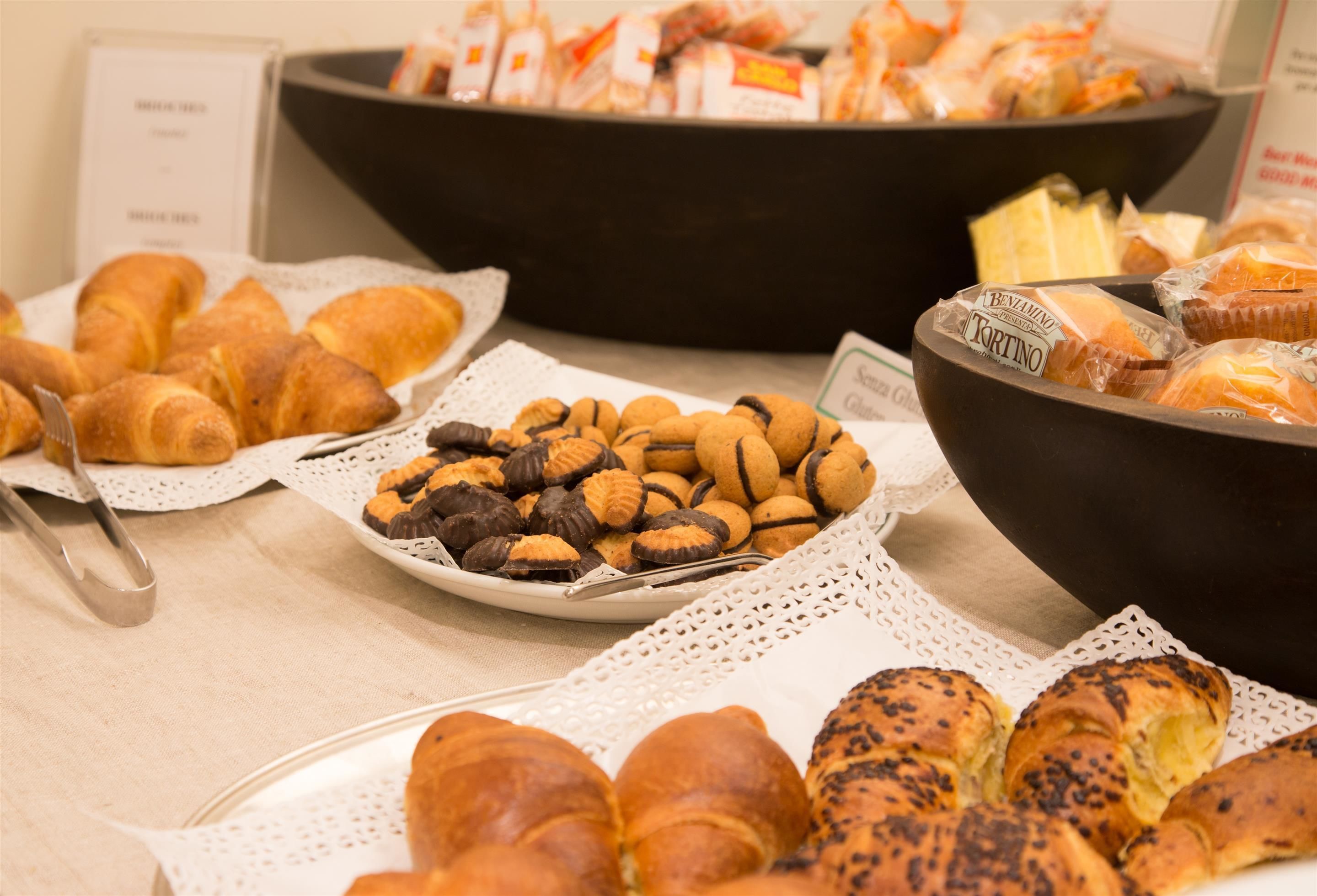 daily buffet breakfast (eur 9 per person)