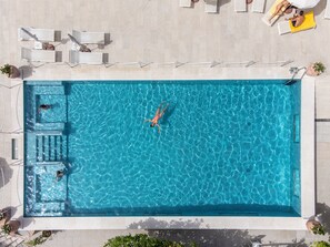Outdoor pool, sun loungers