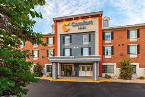 Exterior - Comfort Inn Sarnia (Sarnia)