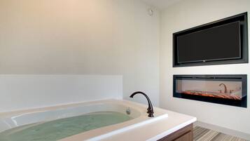 Caja de seguridad en la habitación y escritorio