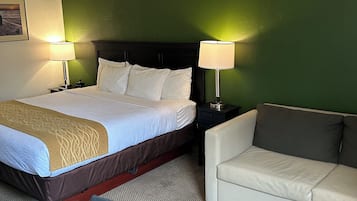 Habitación, 1 cama King size, para no fumadores | Caja de seguridad en la habitación y decoración personalizada