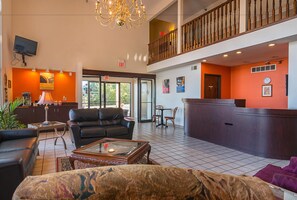 Lobby lounge