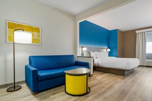 Suite, 1 King Bed with Sofa bed, Non Smoking, Jetted Tub | Desk, laptop workspace, iron/ironing board, free WiFi - Comfort Suites Hattiesburg near University (Hattiesburg)