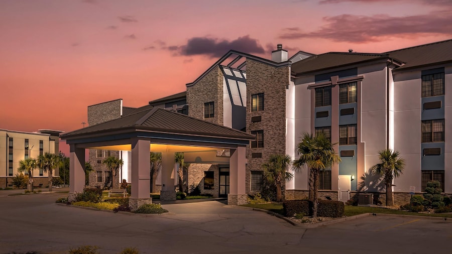 Comfort Suites Hattiesburg near University