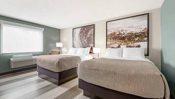 Doppelzimmer, 2 Queen-Betten, Nichtraucher | Schreibtisch, Verdunkelungsvorhänge, Bügeleisen/Bügelbrett