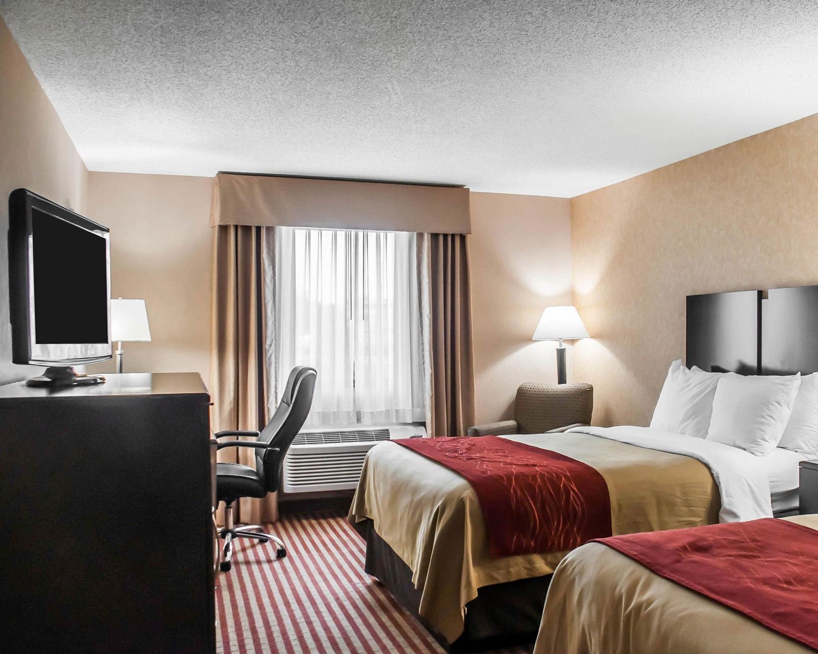 Desk, iron/ironing board, free WiFi, bed sheets