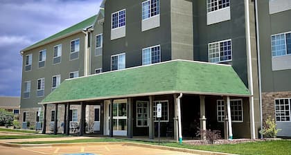 Country Inn & Suites by Radisson, Decatur, IL
