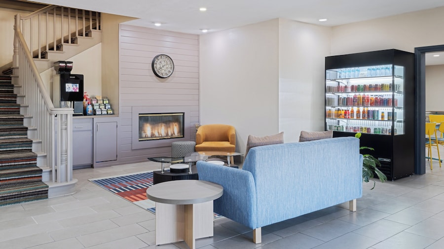 Garner Hotel Decatur - Forsyth by IHG