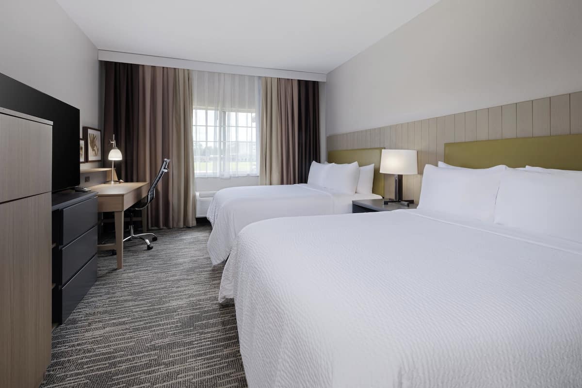 Standard Room, 2 Queen Beds, Accessible Bathtub (Communications, Mobility) | Premium bedding, desk, blackout drapes, iron/ironing board