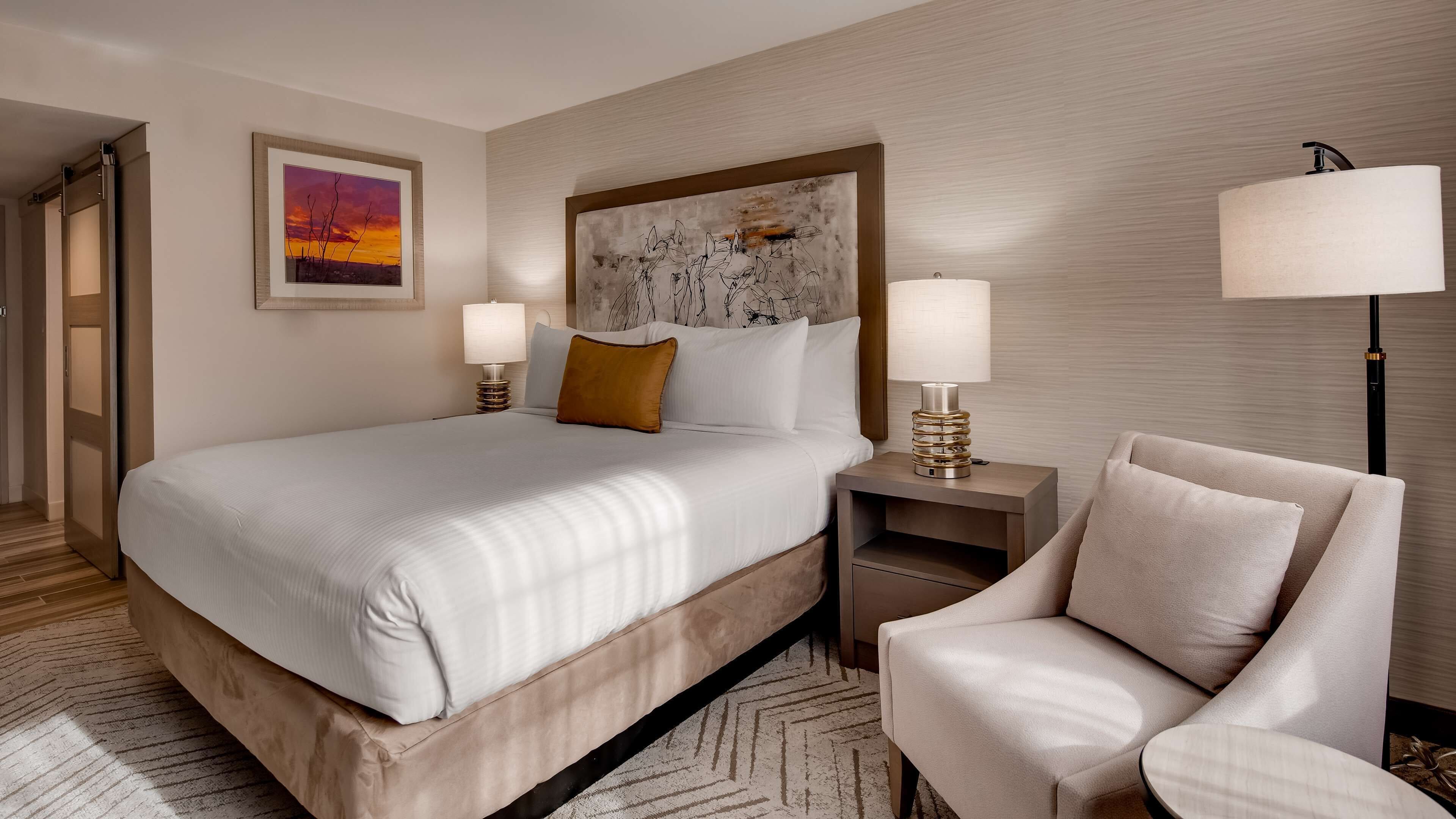 premium bedding, in-room safe, desk, laptop workspace