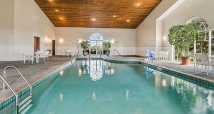 Country Inn & Suites by Radisson, Green Bay, WI