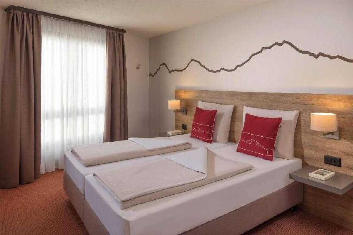 2 Schlafzimmer, Zimmersafe, Verdunkelungsvorhänge, kostenloses WLAN