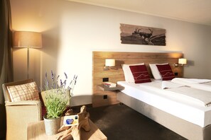 2 bedrooms, in-room safe, blackout drapes, free WiFi
