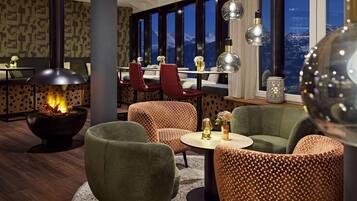 2 baaria, cocktailbaari