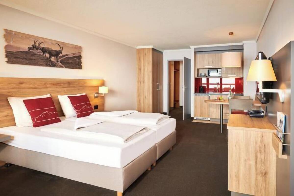 2 Schlafzimmer, Zimmersafe, Verdunkelungsvorhänge, kostenloses WLAN