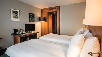 In-room safe, desk, soundproofing, iron/ironing board